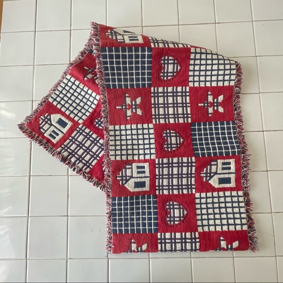 Table Runner and Four Matching Placemats Red White and Blue Farmhouse Americana - Picture 3 of 14